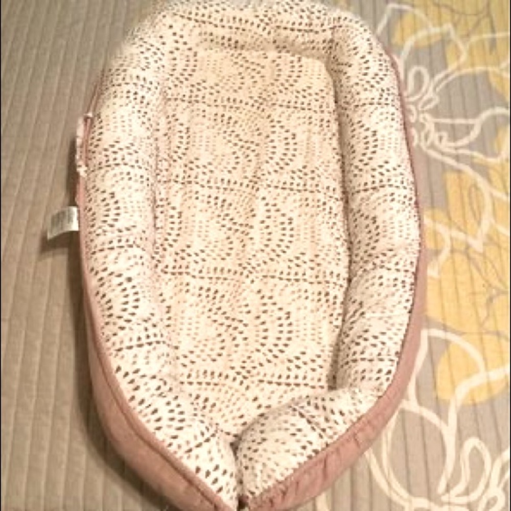 Baby lounger